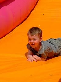 Care 2 Play 687421 Image 0